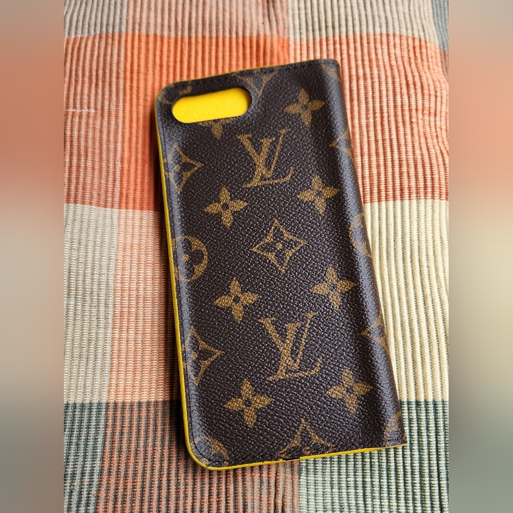 Authentic Louis Vuitton Monogram Folio Iphone 7+ Case Yellow M63405 LV K6580